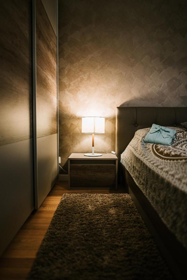 Downtown Premium Apartments ブラショフ エクステリア 写真