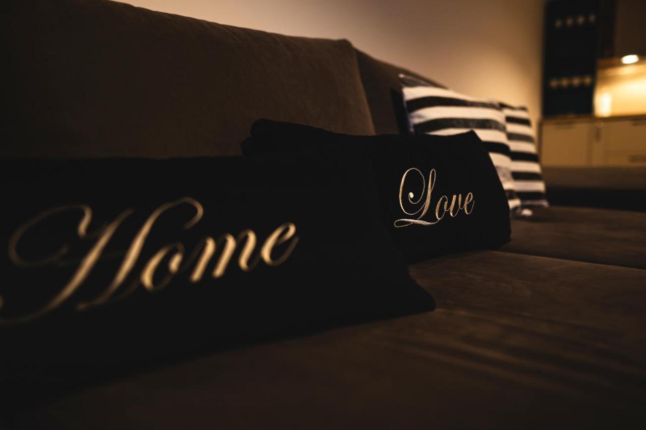 Downtown Premium Apartments ブラショフ エクステリア 写真