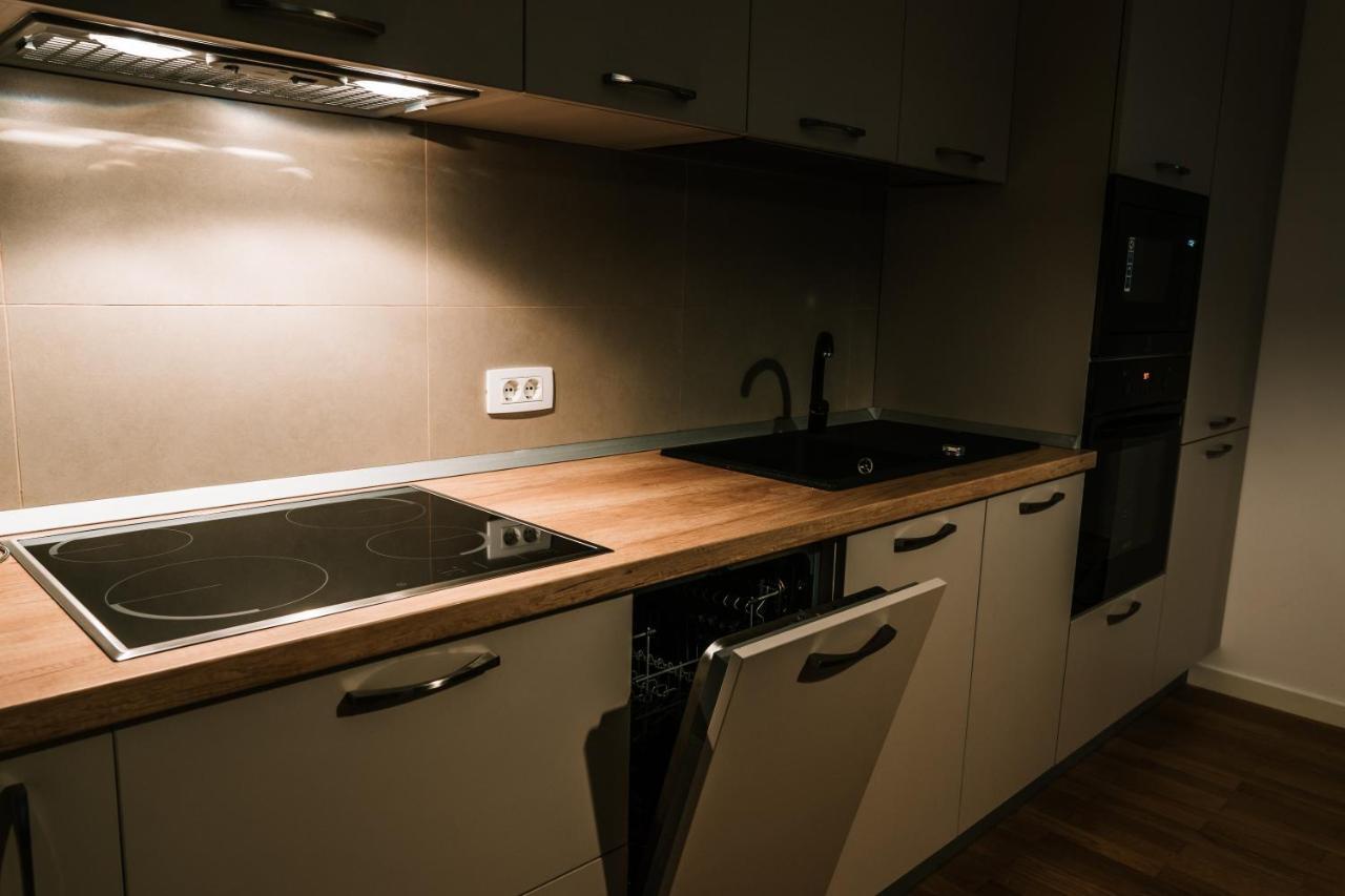Downtown Premium Apartments ブラショフ エクステリア 写真