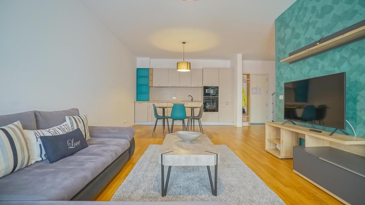 Downtown Premium Apartments ブラショフ エクステリア 写真