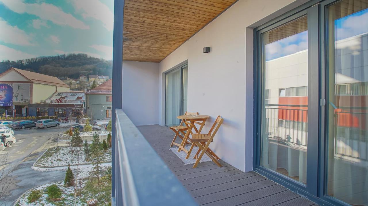 Downtown Premium Apartments ブラショフ エクステリア 写真