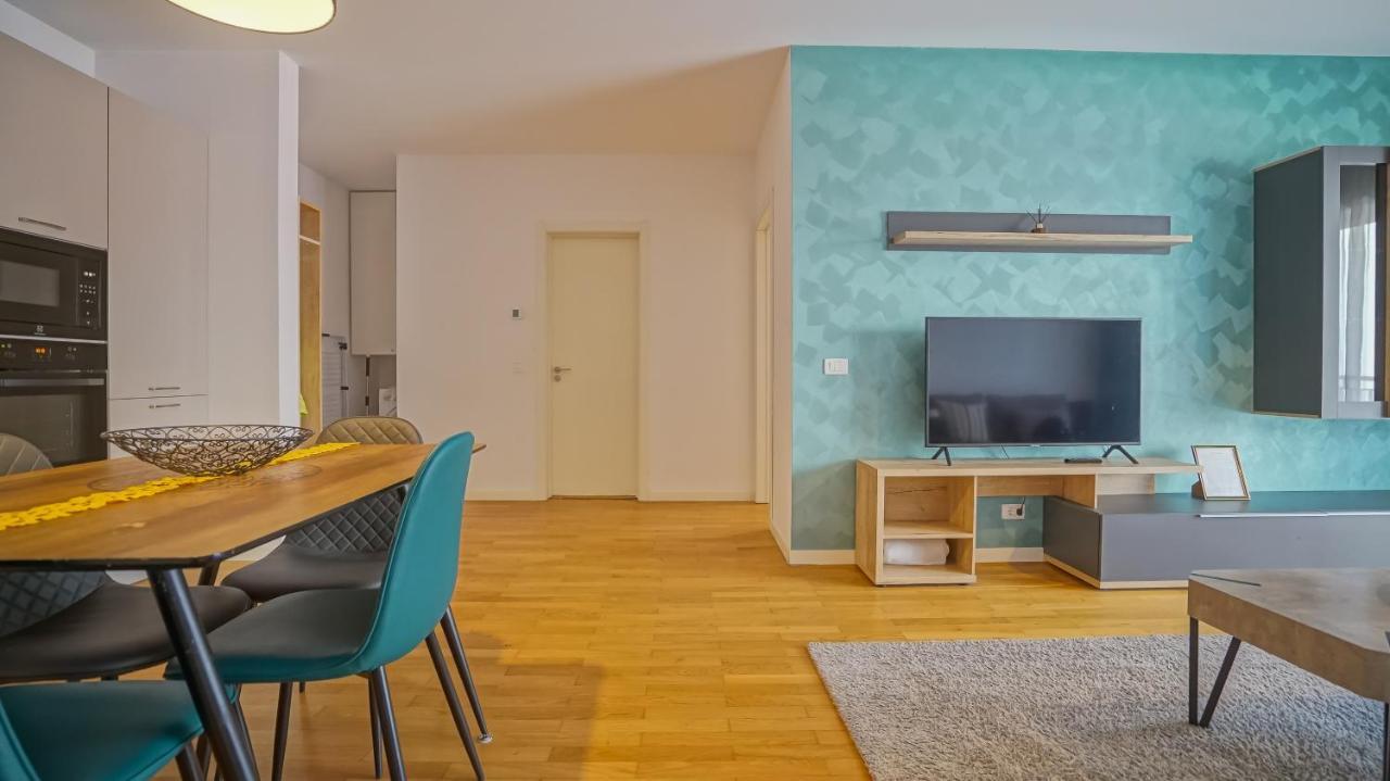 Downtown Premium Apartments ブラショフ エクステリア 写真