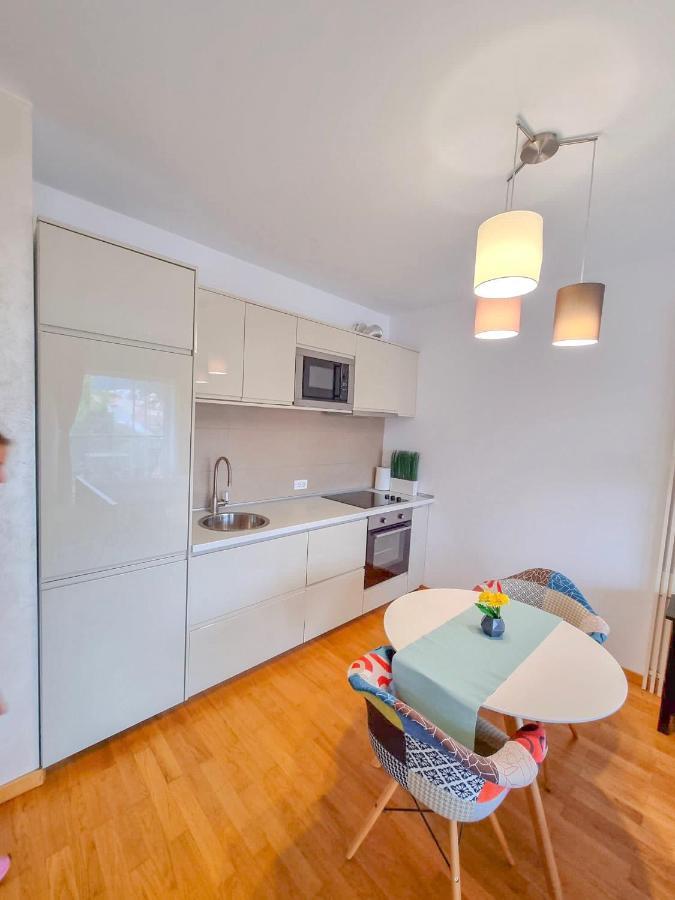 Downtown Premium Apartments ブラショフ エクステリア 写真
